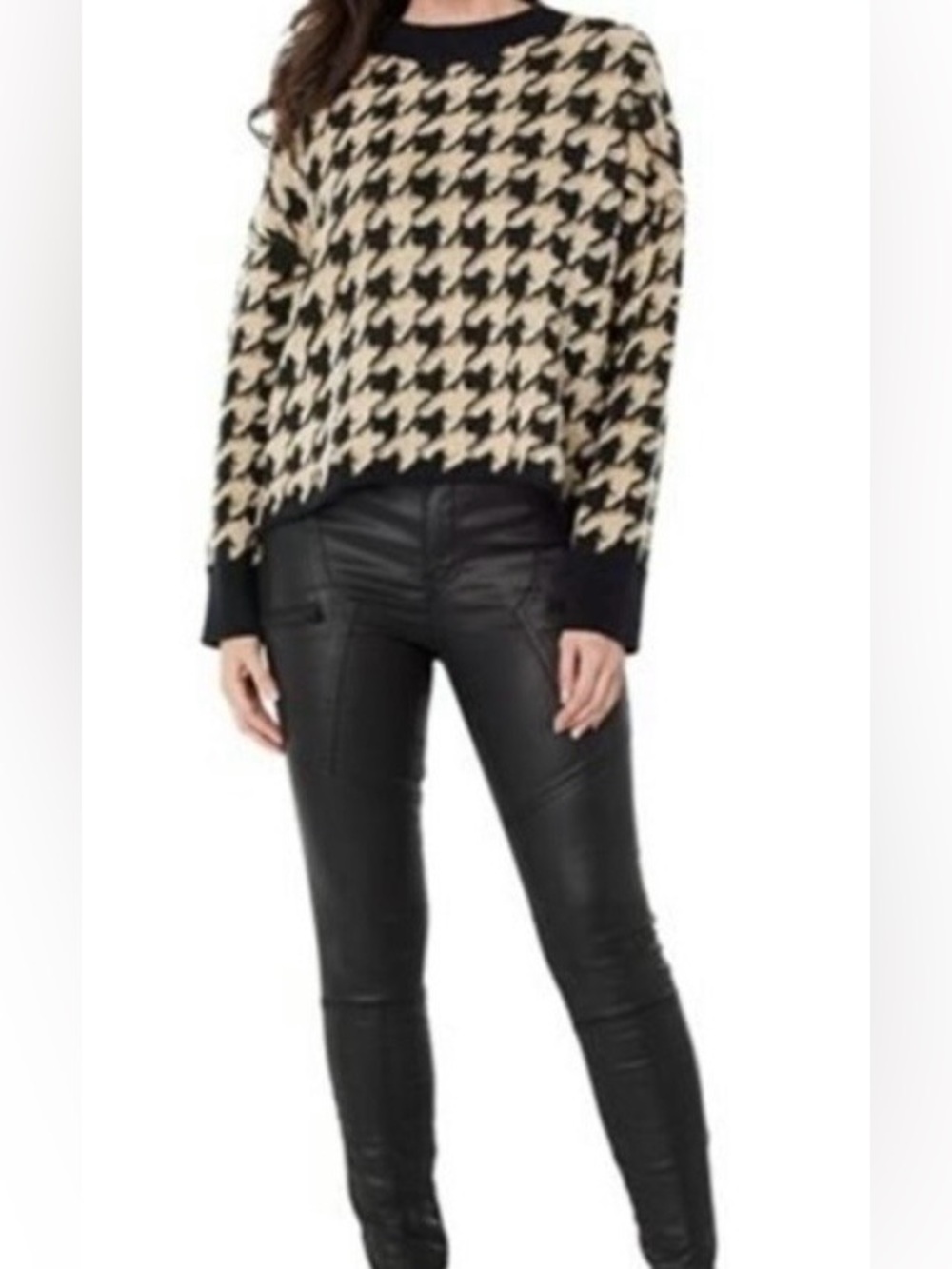 Max Studio Black and Cream Houndstooth Crewneck Sweater